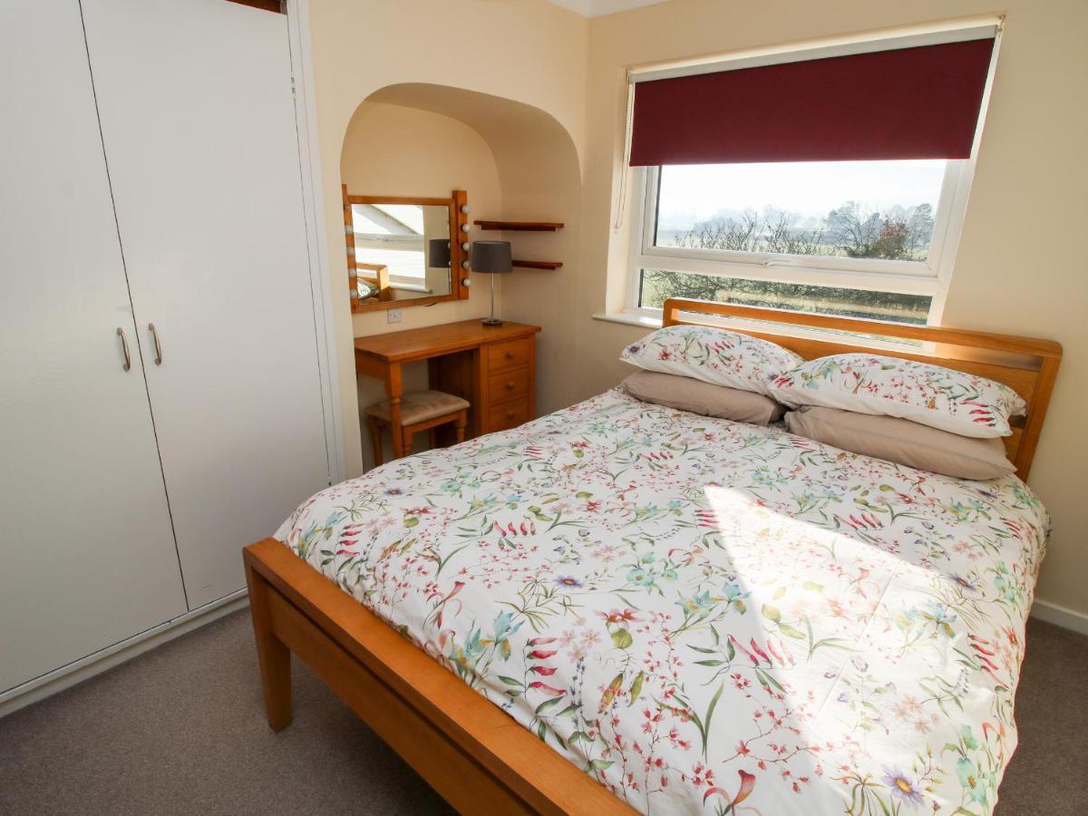 Bicton Lea Villa Acton  Eksteriør billede