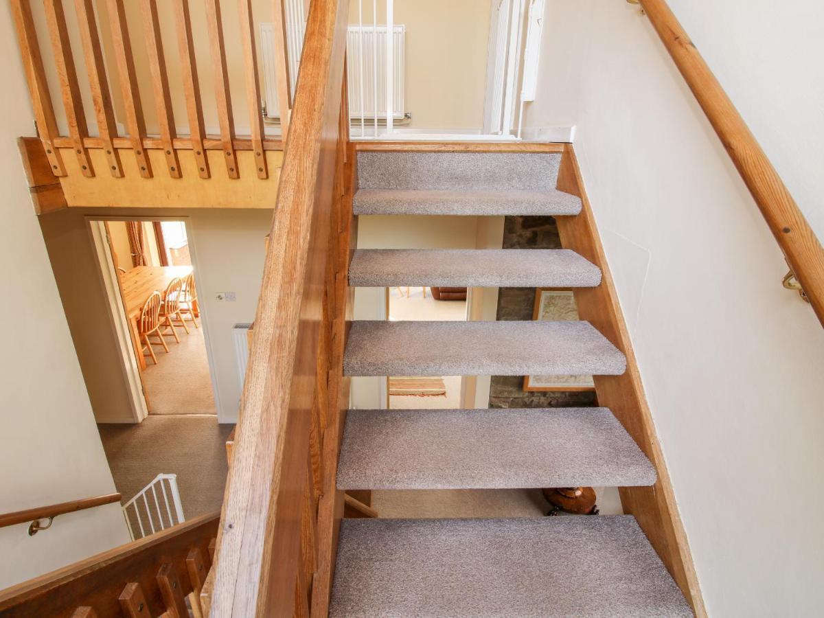 Bicton Lea Villa Acton  Eksteriør billede