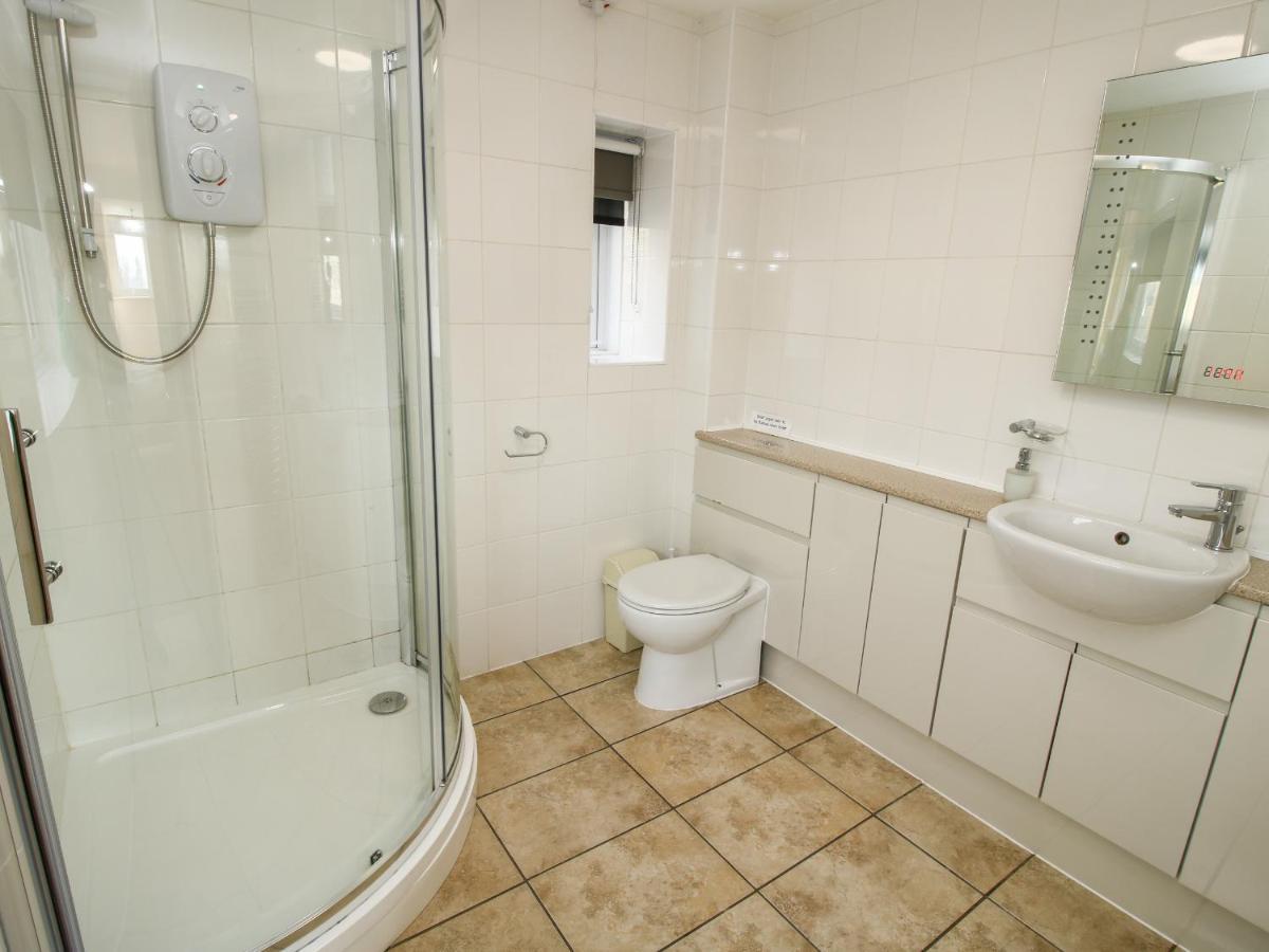 Bicton Lea Villa Acton  Eksteriør billede